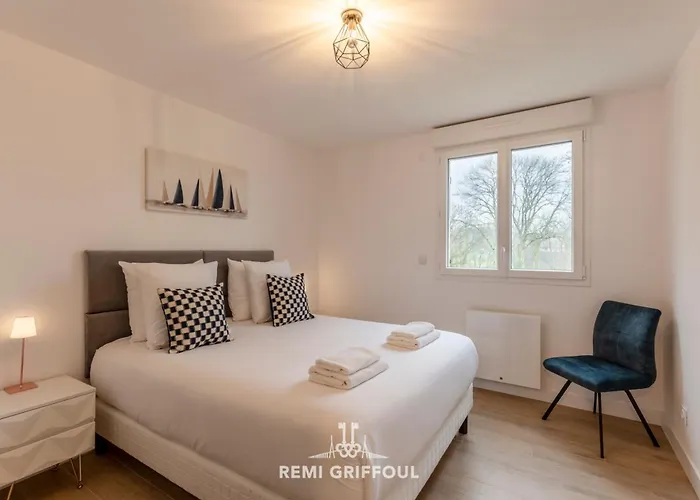 ヴィラ Canet - Jacuzzi - Fireplace - Sauna Ev 10p *