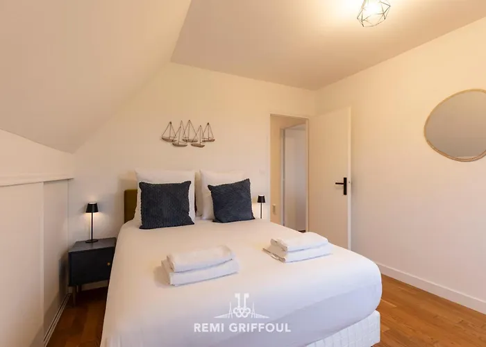 Villa Canet - Jacuzzi - Fireplace - Sauna Ev 10p