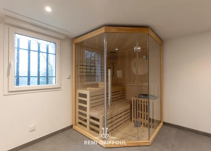 Villa Canet - Jacuzzi - Fireplace - Sauna Ev 10p