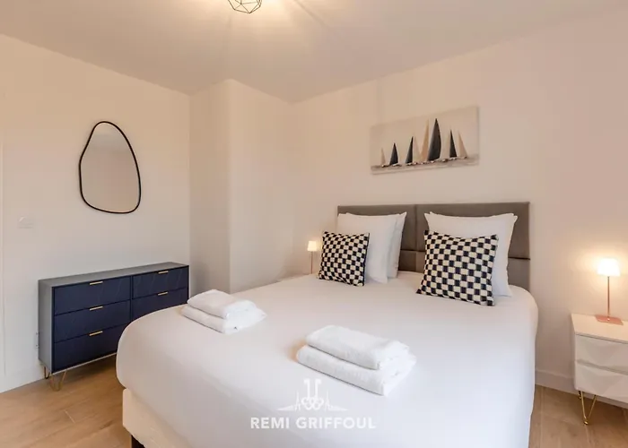 Canet - Jacuzzi - Fireplace - Sauna Ev 10p Gonneville-sur-Honfleur